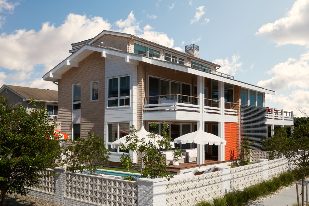 Modern Coastal Deck House - Bord de Mer - Façade - Philadelphie - par ...