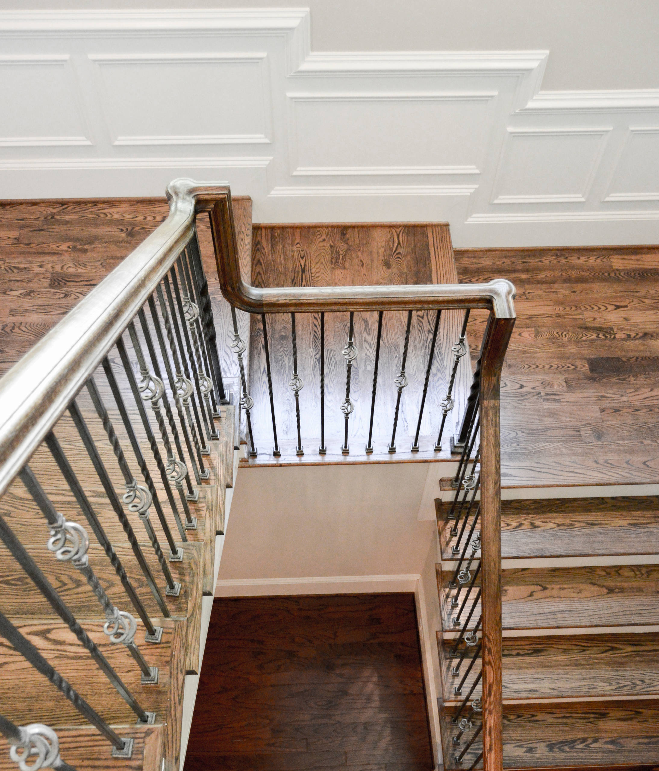 38_European Style Circular Balcony and Multi-level Staircase, Middleburg, VA 201