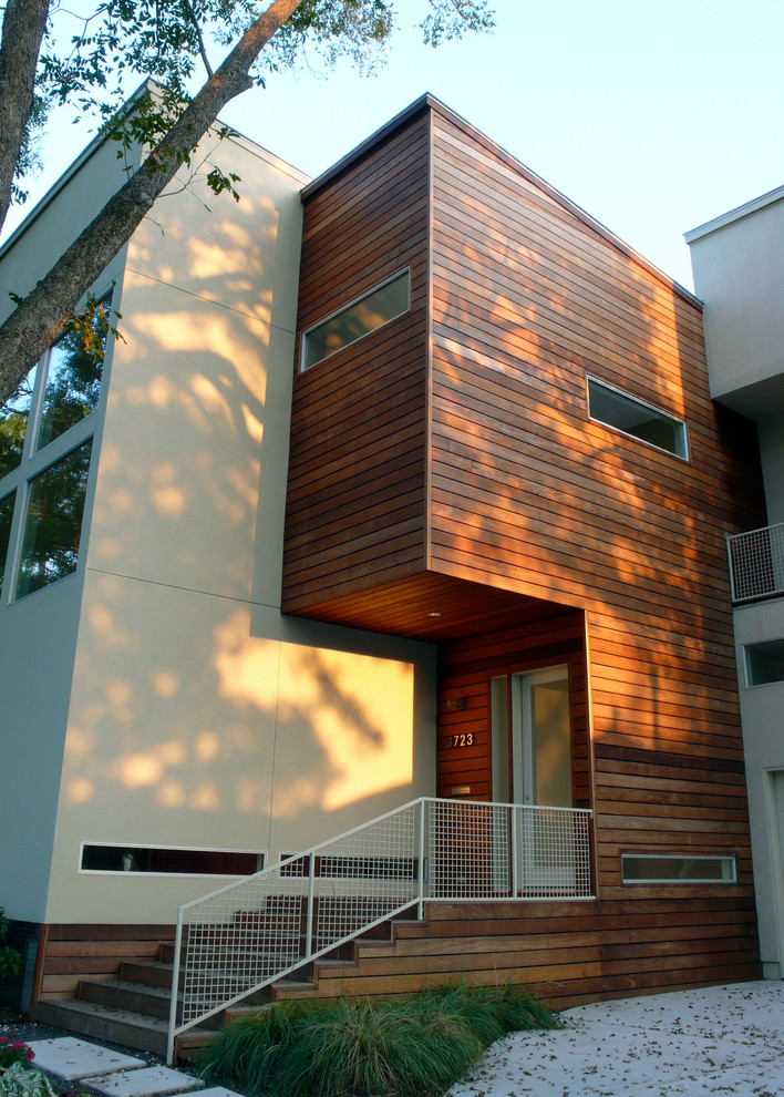 Inspiration for a modern exterior in Houston.