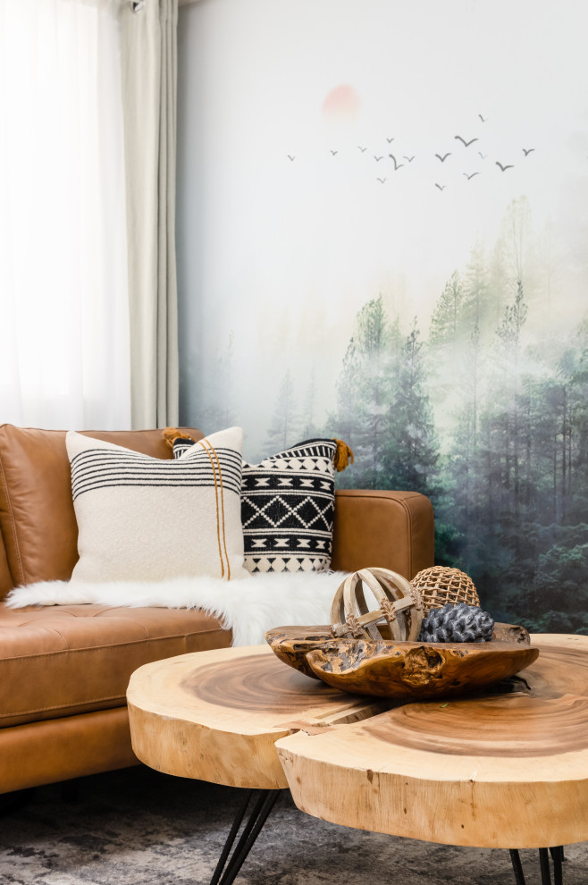 Immagine di un piccolo soggiorno nordico aperto con pareti bianche, pavimento in laminato, pavimento grigio, soffitto a cassettoni e carta da parati