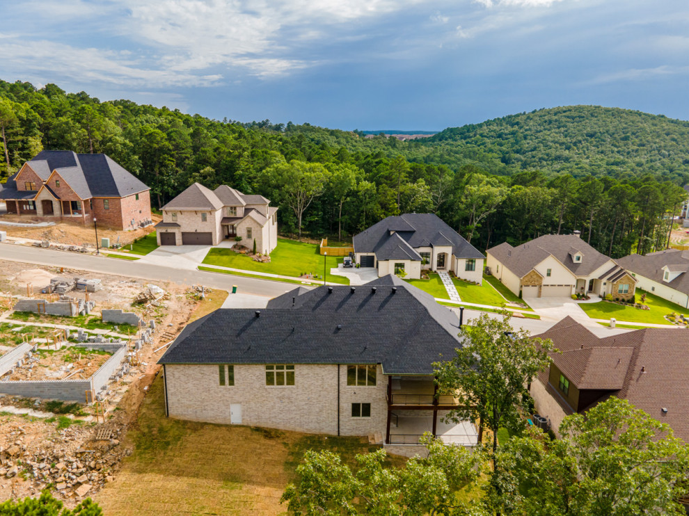 Contemporary New Home Build Contemporáneo Fachada Little Rock