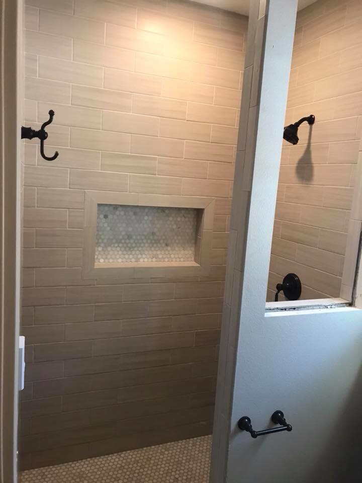 Bathroom - transitional bathroom idea