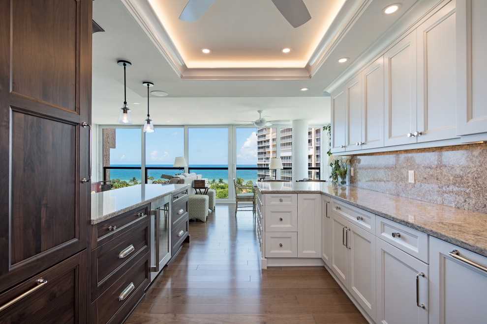 Design ideas for a classic kitchen in Miami.