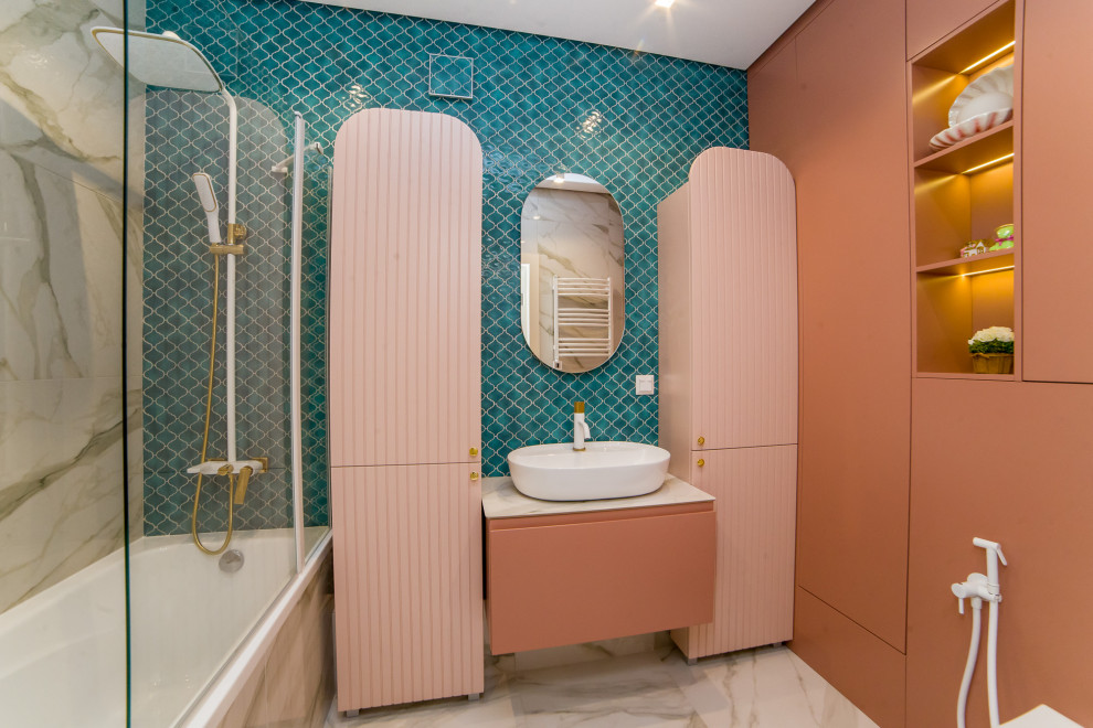 Яркая ванная