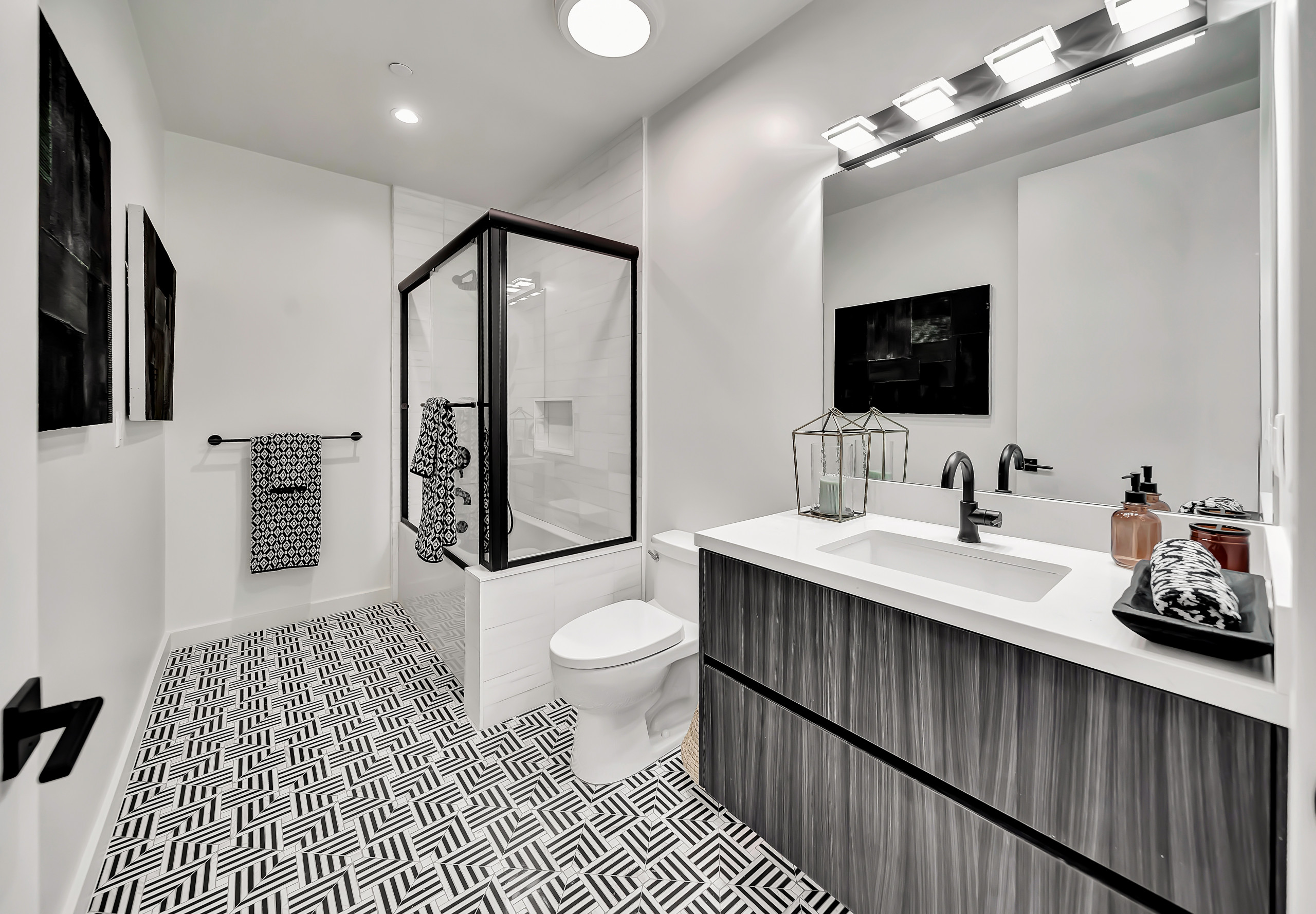Croft Modern Moroccan Penthouse