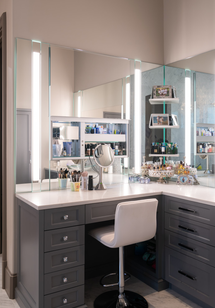 Her Vanity - Makeup - Traditional - Bathroom - Dallas - by Kasper ...