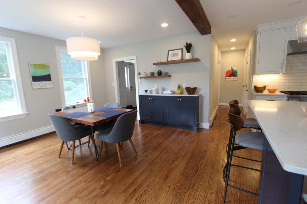 Dining Room Bar/ Buffett