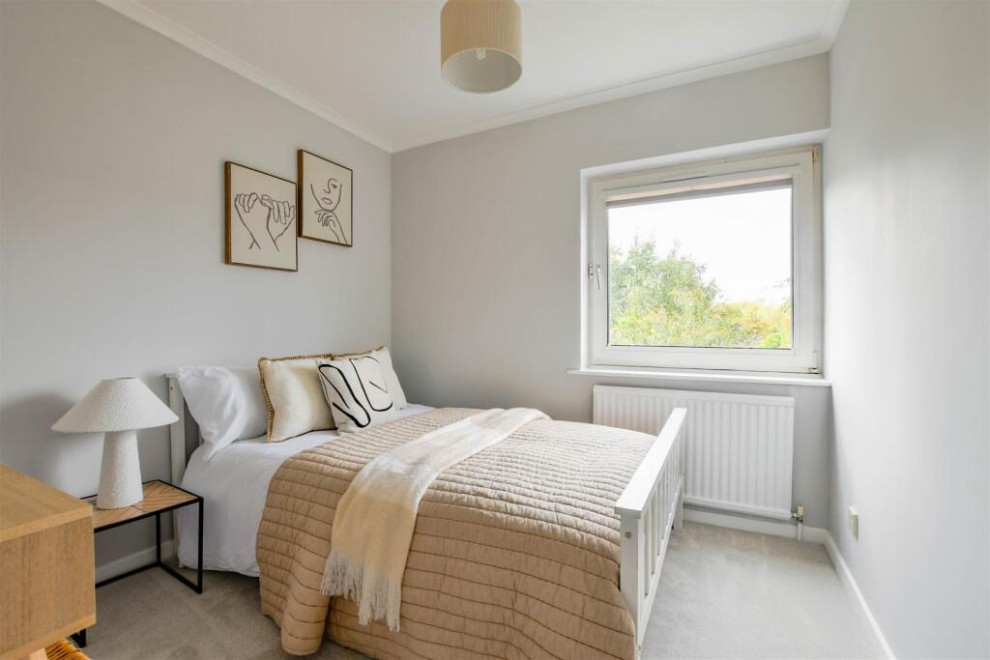 232 Parkers Walk - Stage to Sell