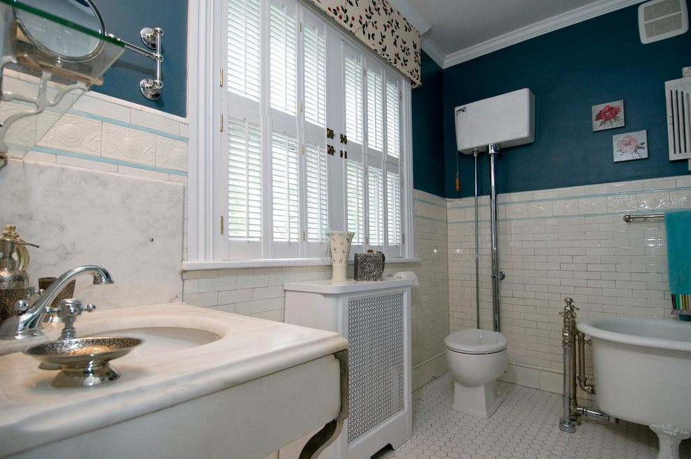 Inspiration for a traditional bathroom in Philadelphia.