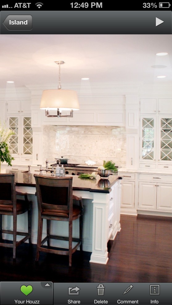 Island vs. Eat in Kitchen