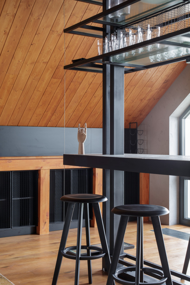 Мансарда с сетчатым баром для ТВ-программы "Дачный ответ"