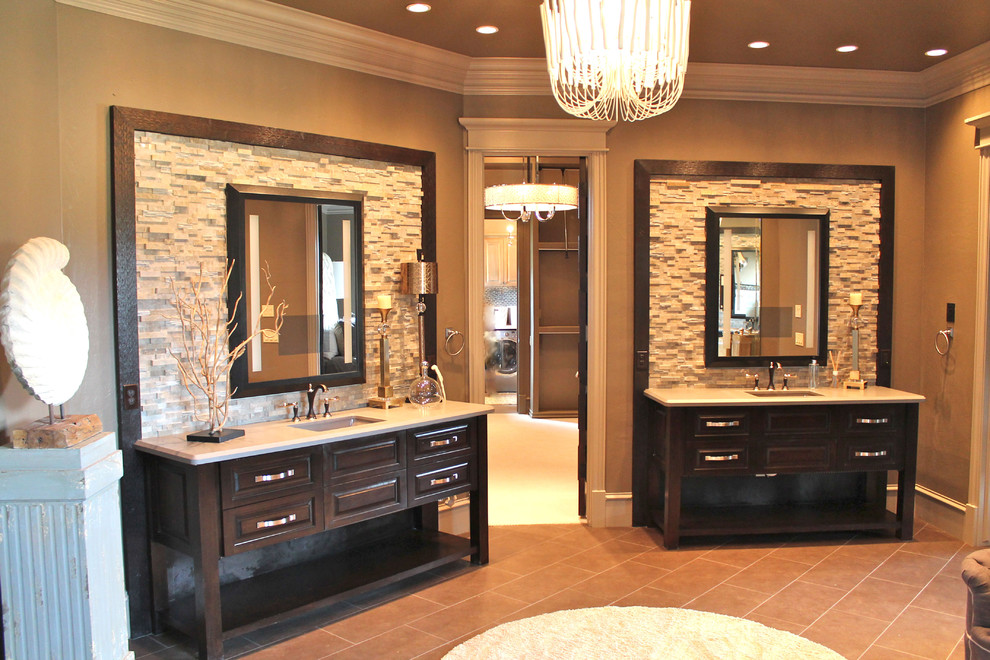 This is an example of a contemporary bathroom in Oklahoma City.