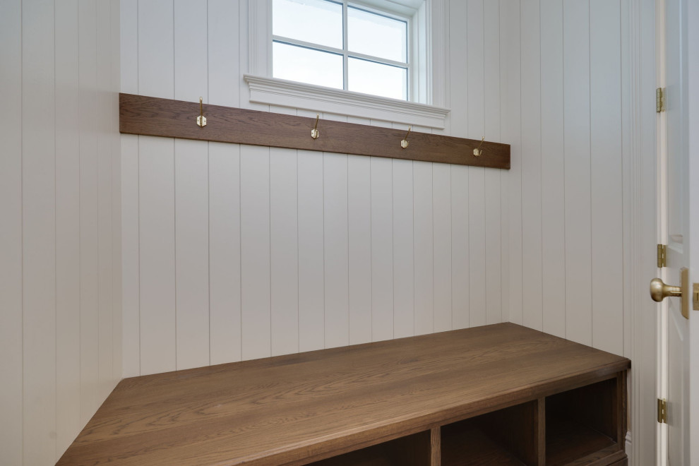 Entryway - entryway idea in Cincinnati