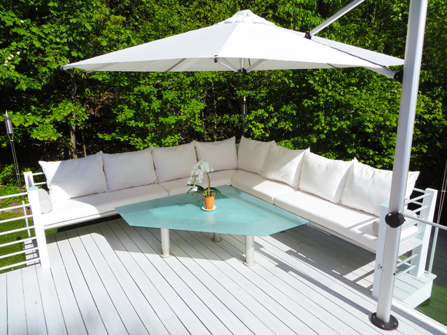 Modern Outdoor Bridgeport Contemporary Outdoor Living Space contemporary-deck
