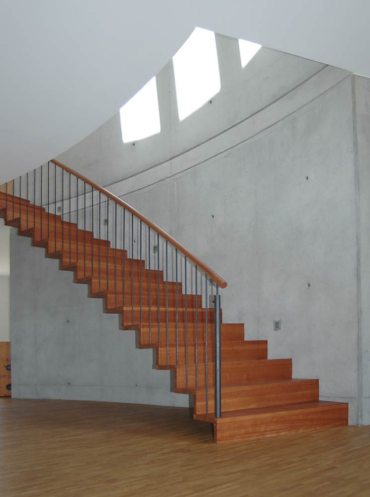 Moderne Treppe in Sonstige