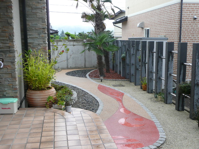 Modern Garden moderno-porche