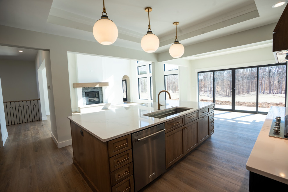 Kitchen and living area 15