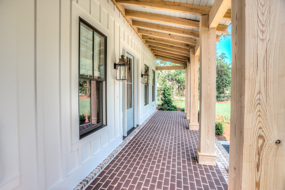 This is an example of a country verandah in Atlanta.