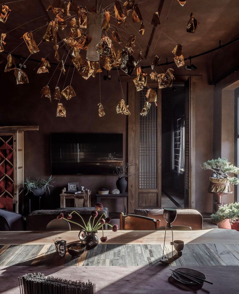 Двери из массива и кухня