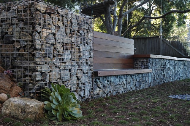 7 Out Of The Box Retaining Wall Ideas - Large Block Retaining Wall Ideas