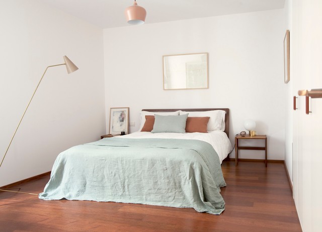 Pied-a-Terre scandinavian-bedroom