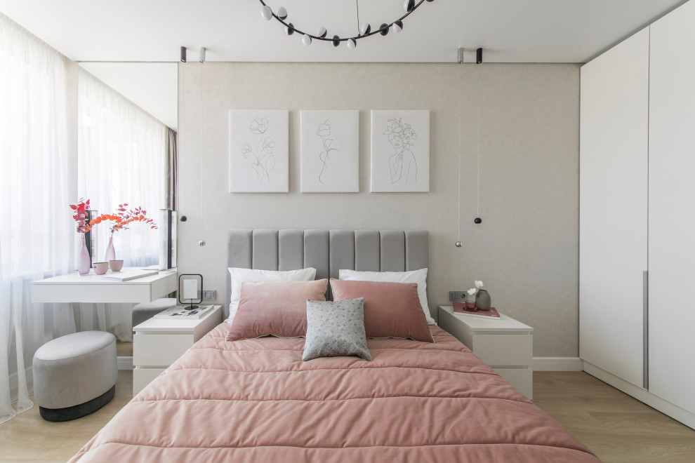 Однокомнатная квартира для молодой девушки. Ижевск, ЖК "Облака", 44 кв.м.