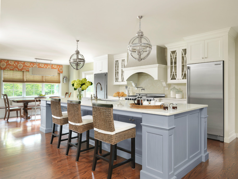 Classically Comfortable - Traditional - Kitchen - St Louis - by Glen Alspaugh Kitchens and Baths