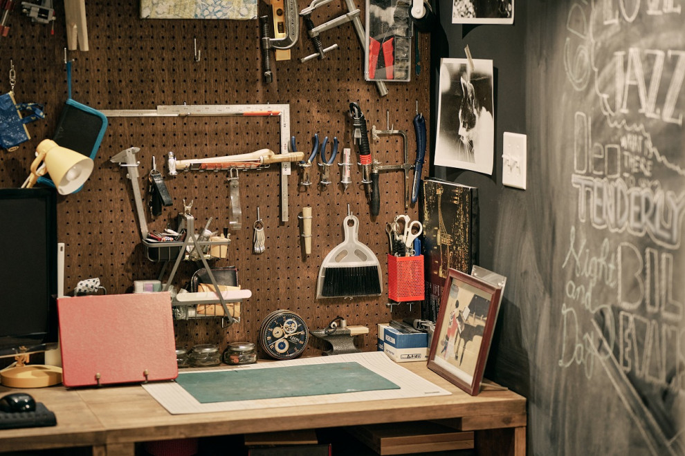 Design ideas for an industrial home office in Kobe.
