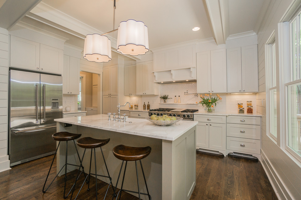 Kitchen - transitional kitchen idea in Atlanta