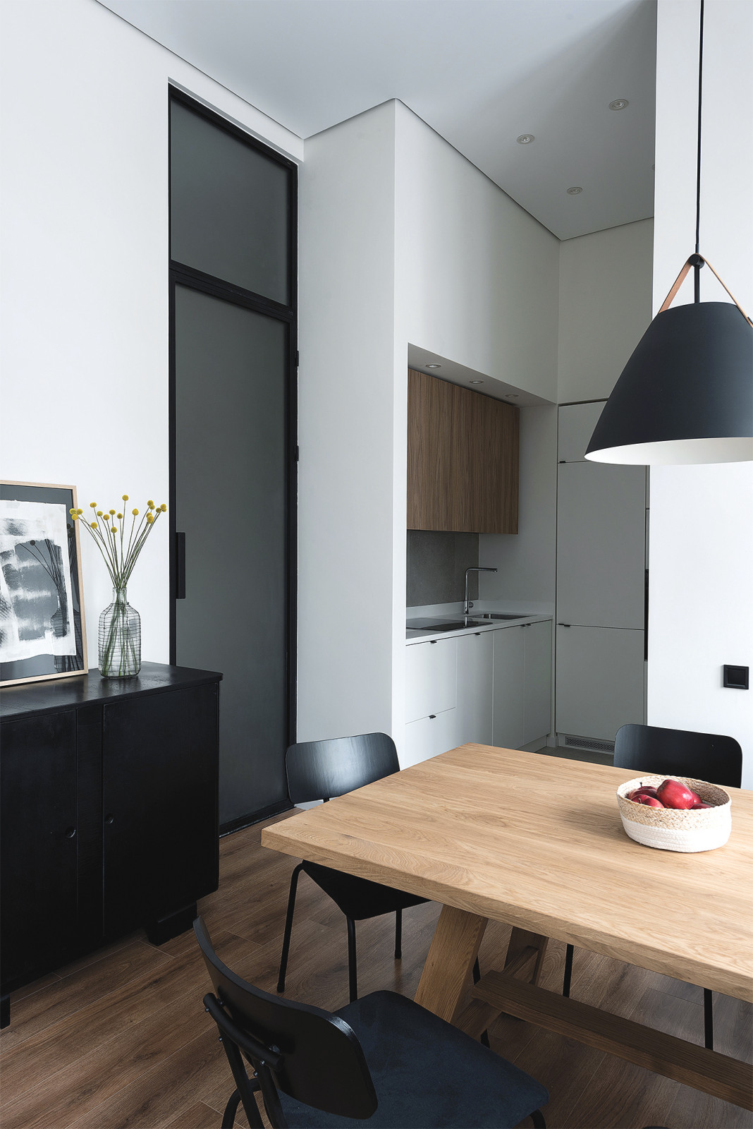 Двухкомнатная квартира 63м2 в историческом центре Киева