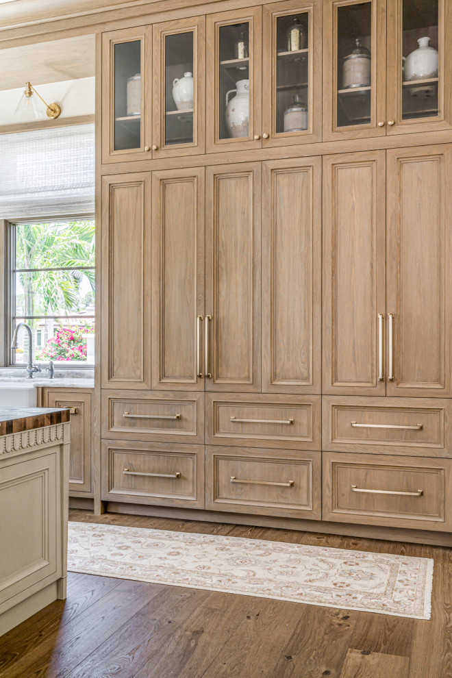 Inspiration for a transitional kitchen remodel in Miami