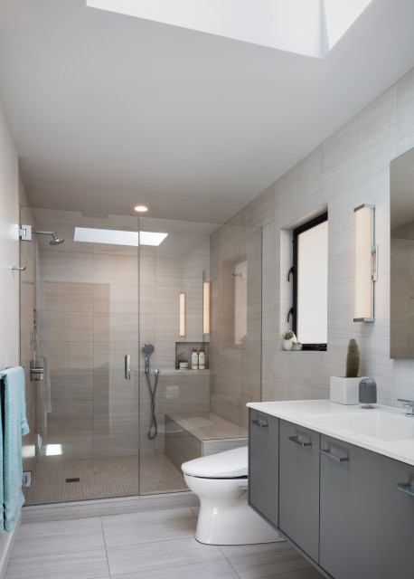 South Pasadena Mid-Century contemporary-bathroom