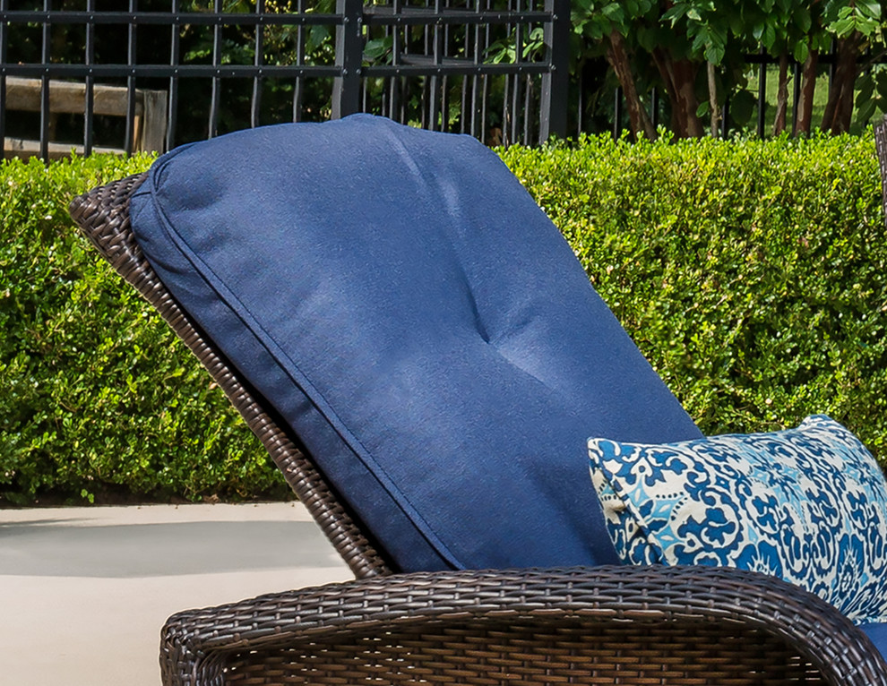Transitional backyard home design photo