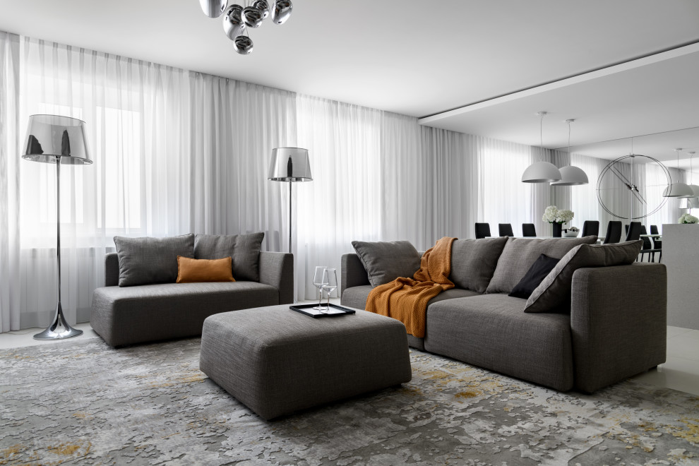 Стильная черно-белая квартира в Новосибирске