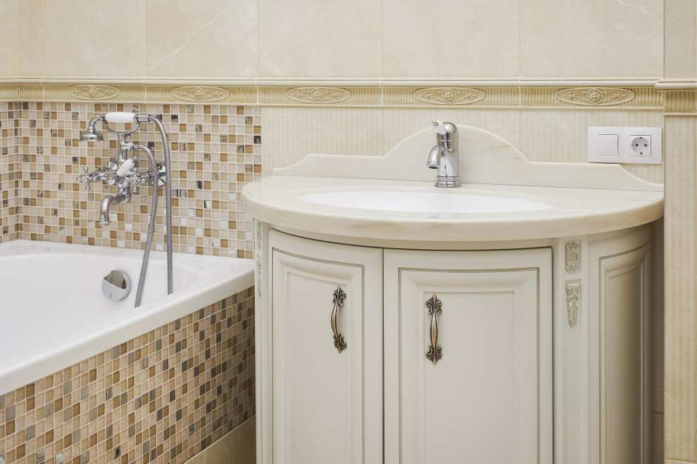 Классика в нейтральных оттенках с вкраплением "вкусных"акцентов.