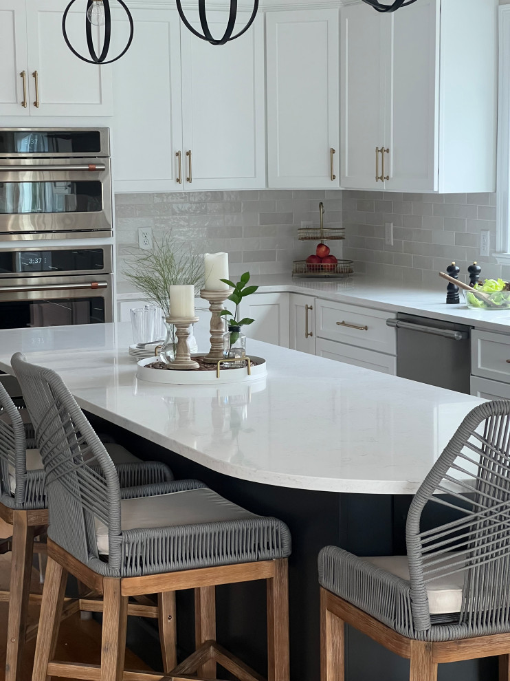Kitchen - kitchen idea in Boston