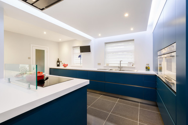 PL6 Petrol Blue contemporary-koek