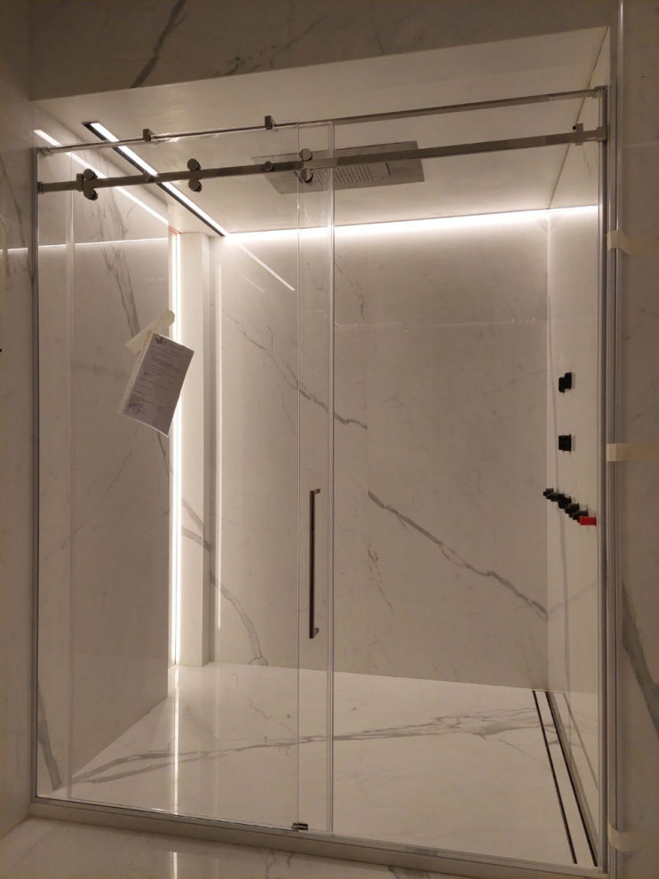 Душевая кабина/ванная комната