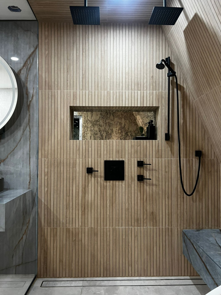 Primary Bath 4