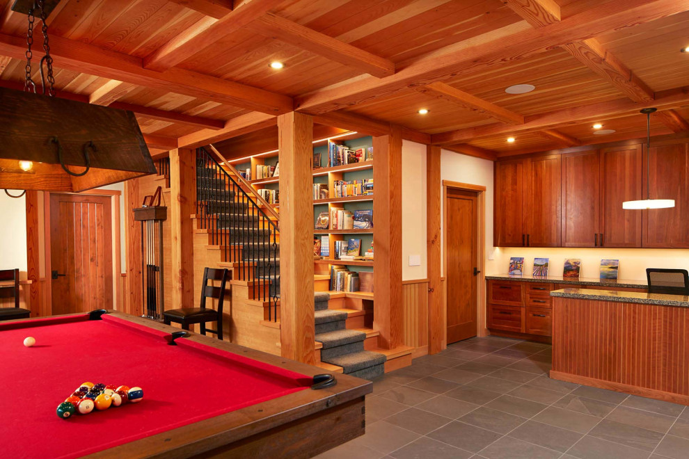 Mid-sized country enclosed family room in Minneapolis with a game room.