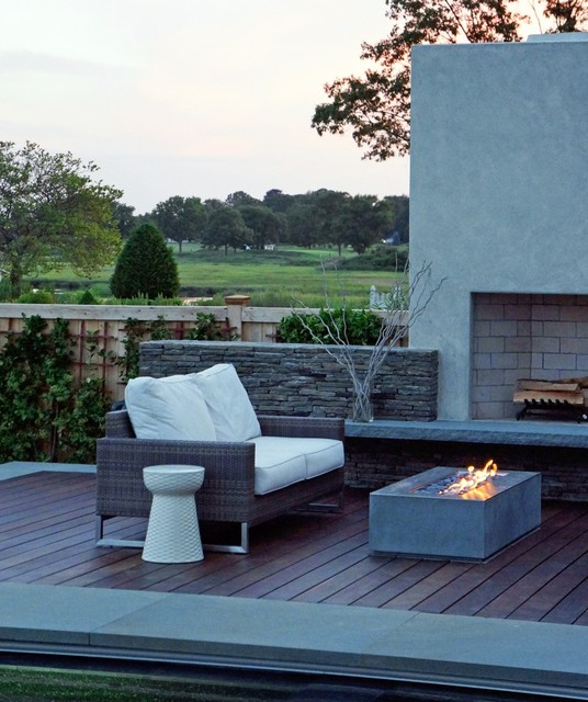 Modern Patio Design with Rectangular Outdoor Fireplace ...