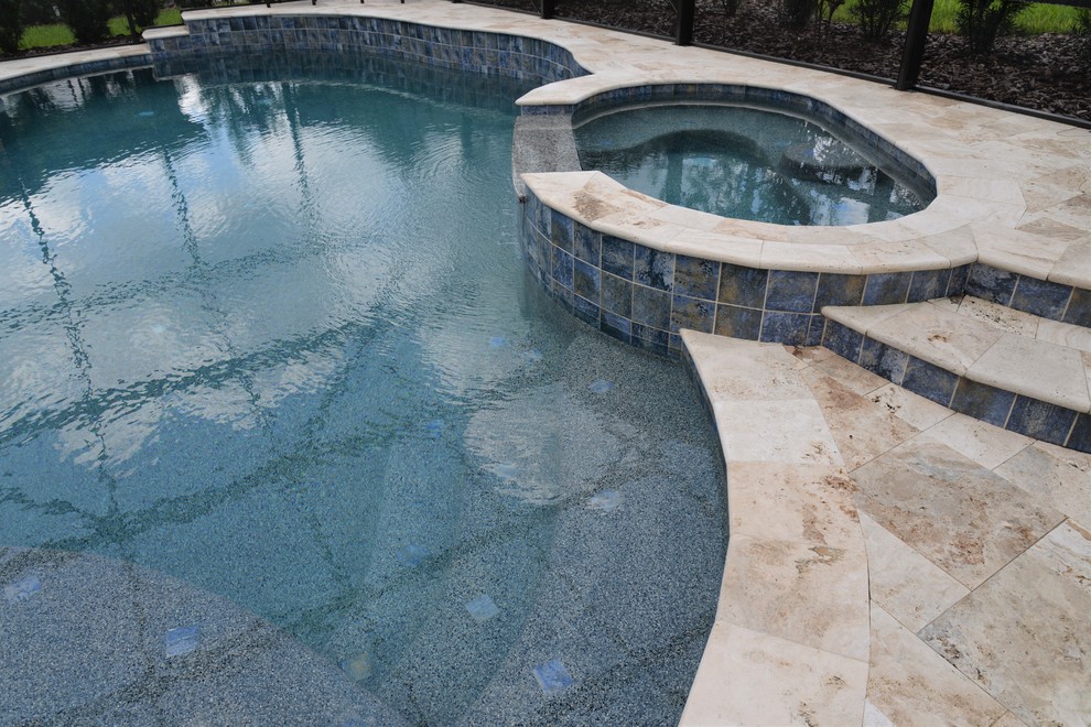 Example of a large ornate pool design in Orlando