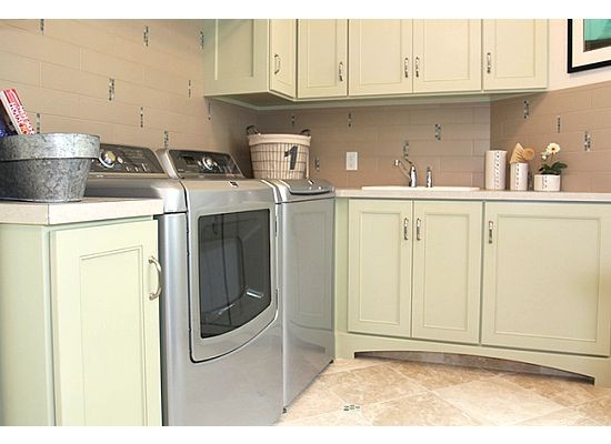 Dwellings fusion-service-yard