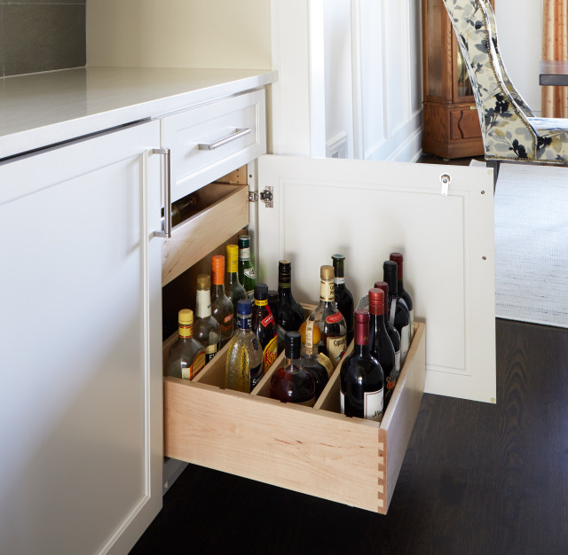Butler's Pantry Liquor Pullout Home Bar Chicago by Great Rooms