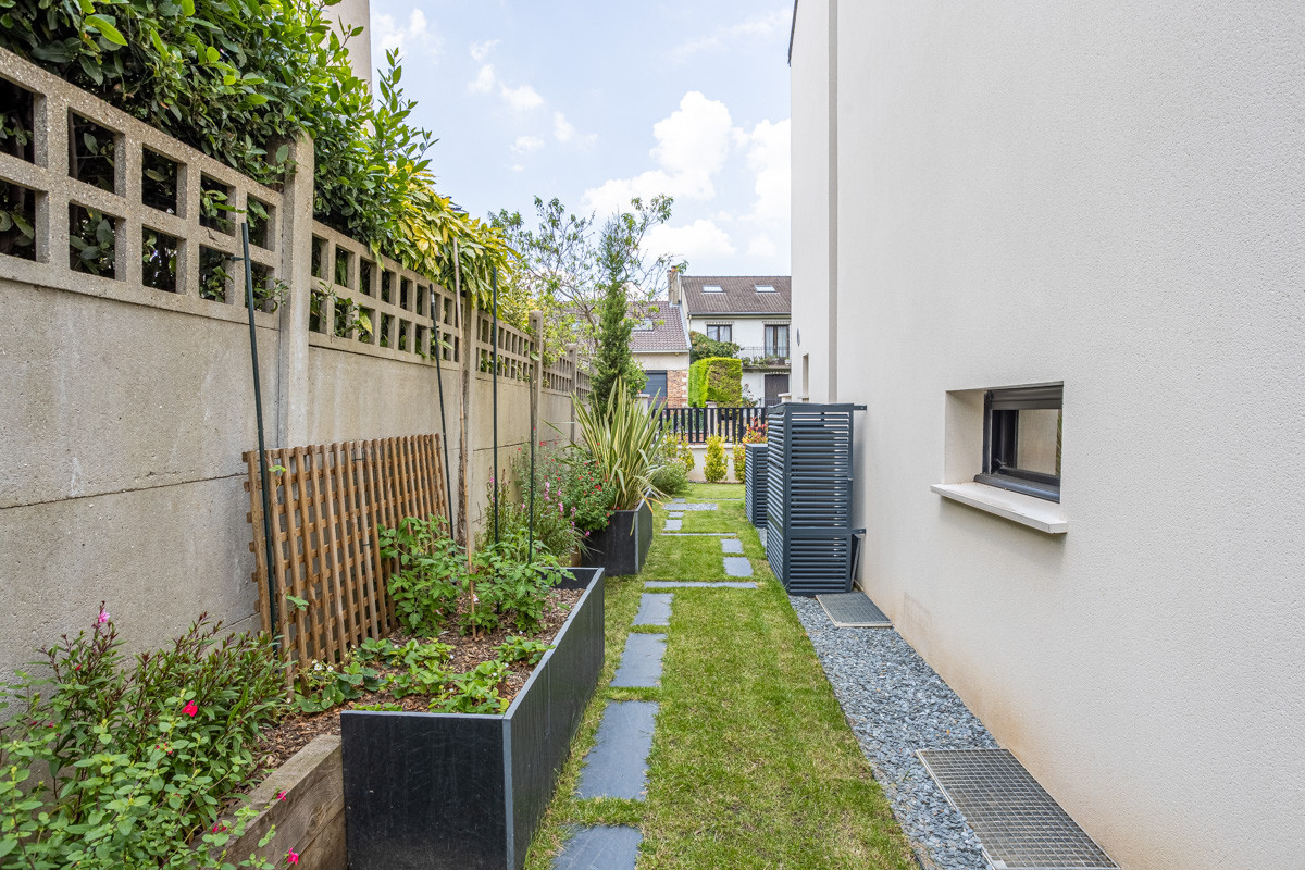 Aménagement d'un jardin avec jacuzzi