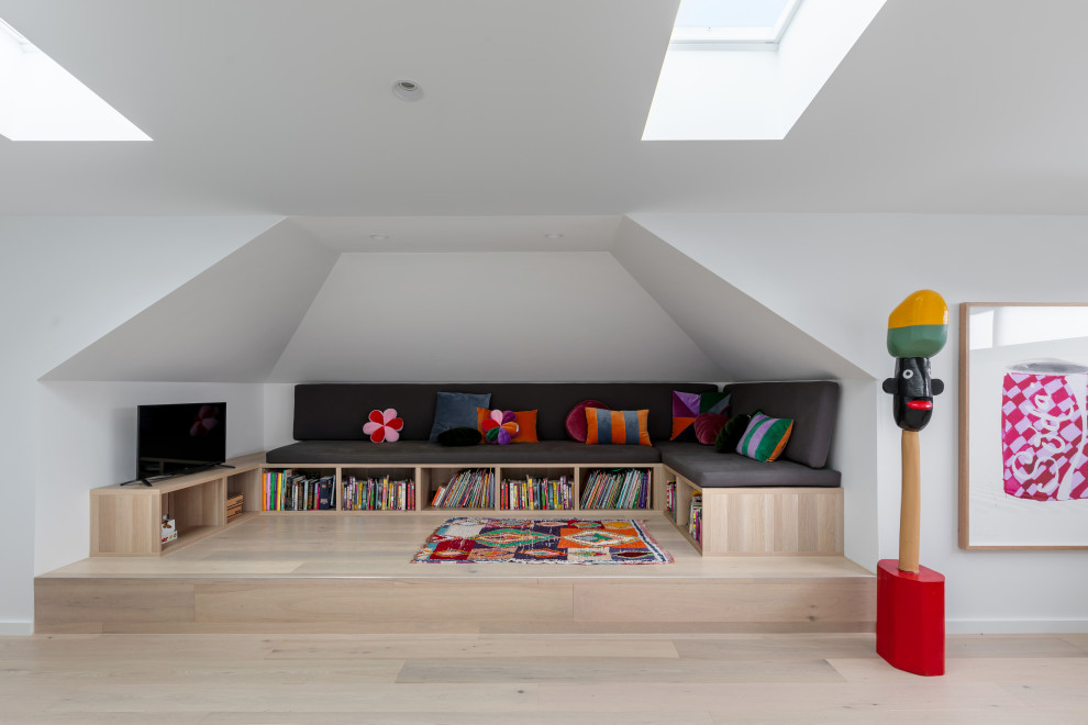 This is an example of a contemporary kids' room in Melbourne.