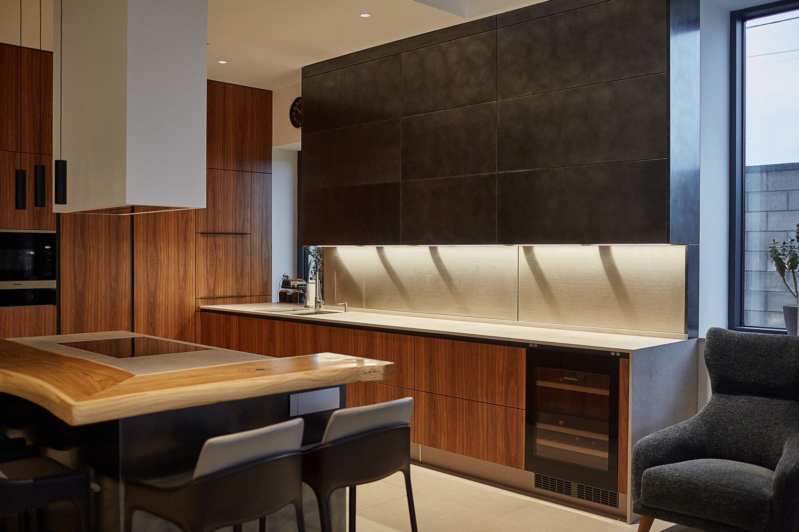 Кухня-гостиная в стиле минимализм