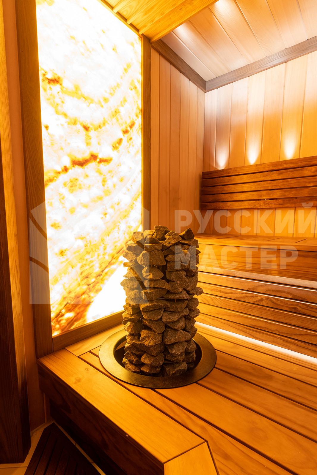 Компактная и элегантная сауна: выверенная эргономика, натуральные материалы