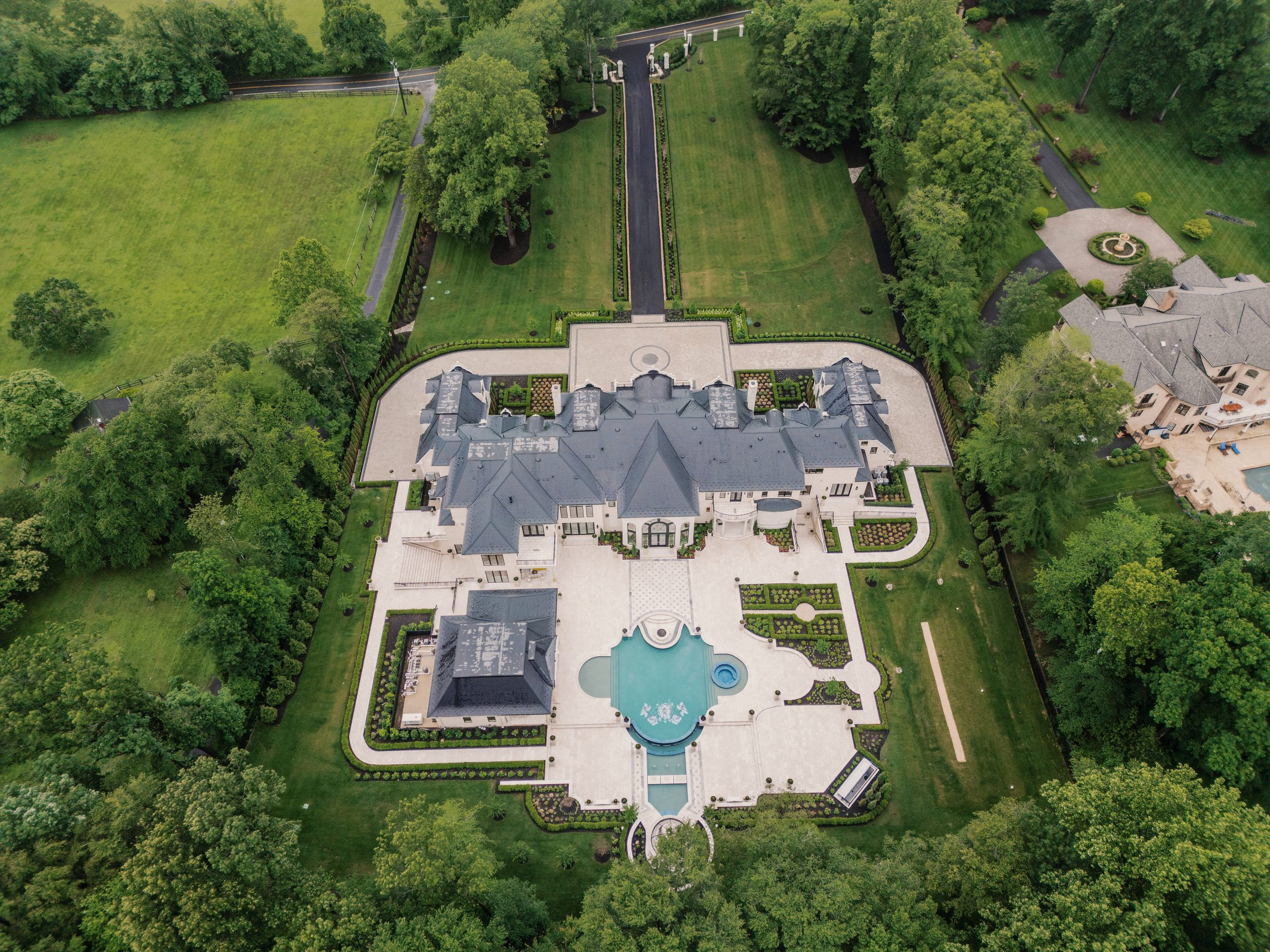 Château de Rêve — A Great Falls, VA Estate