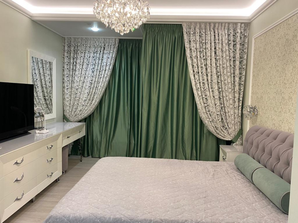 акцент на изумрудный